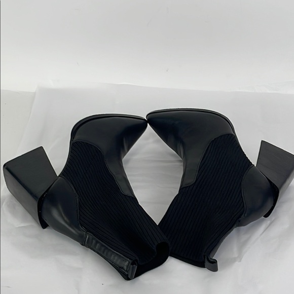 Steve Madden Black Heeled Boots - Picture 7 of 10